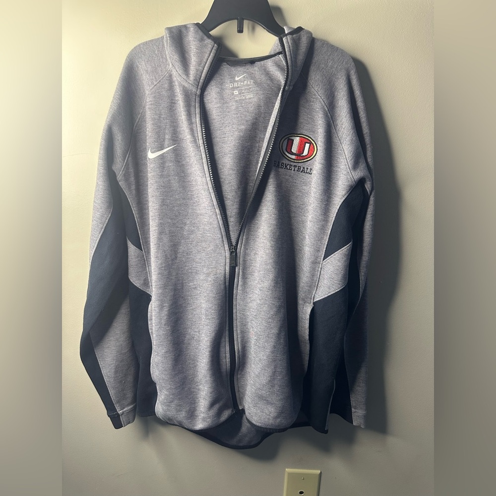 Mens nike medium University High School basketball zip up jacket
